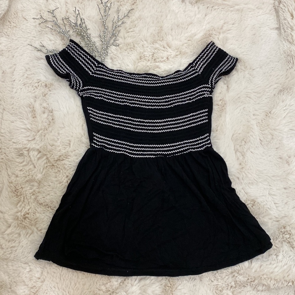 Venus off shoulder top